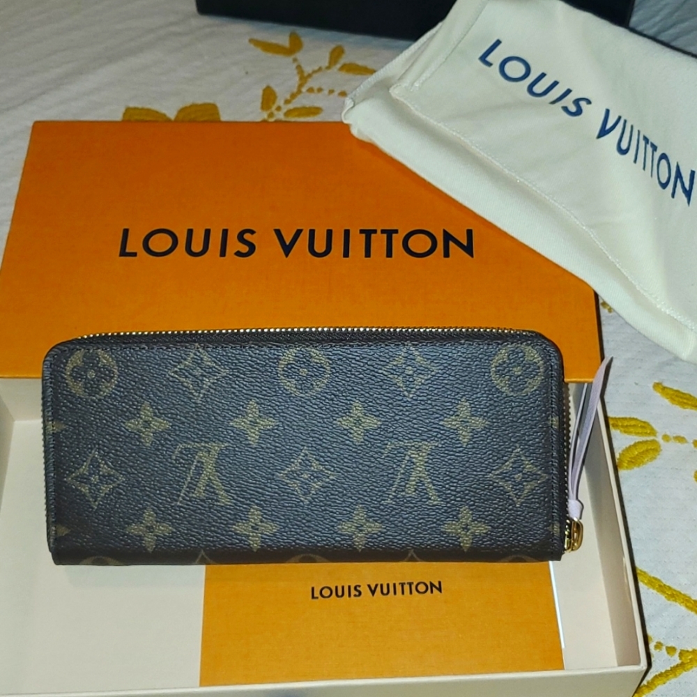 Louis Vuitton PF Clemence MNG R BAL